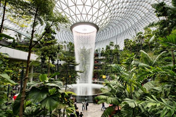 Water falls through the HSBC Rain Vortex at Jewel Changi Airport, Singapore, Thursday. (Yonhap)