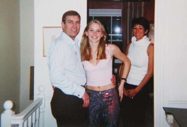 Virginia Giuffre with Prince Andrew and Ghislaine Maxwell in 2001