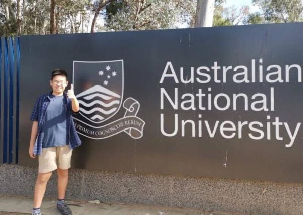 13-year-old boy, diagnosed with global developmental delay when he was 1, graduates from Australian university with perfect GPA