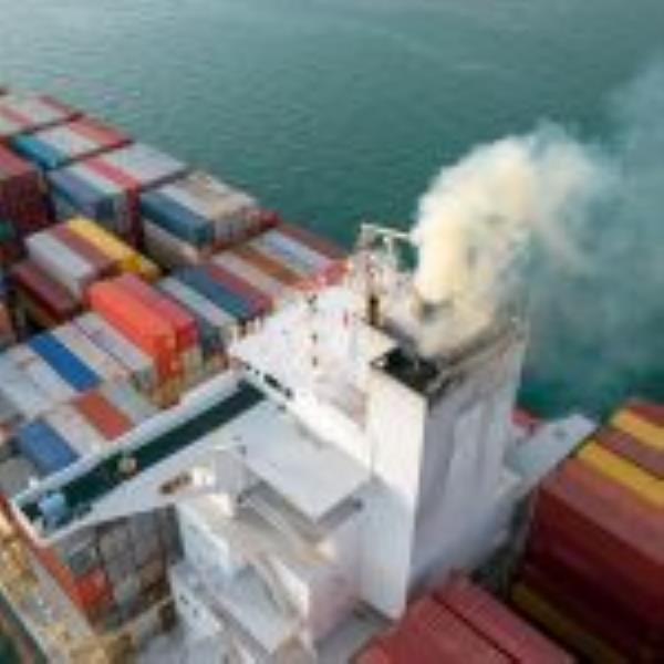 Calls to restrict heavily-polluting ships from landing at EU ports