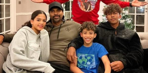 Dizzee Rascal with David Haye and his family