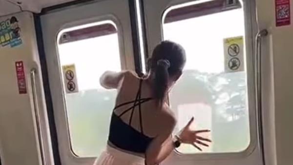 Man who tried to pull open MRT doors handed another charge for causing annoyance to commuters