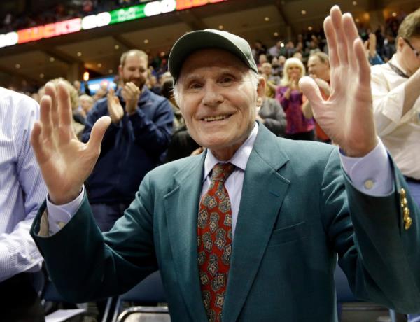 Former Milwaukee Bucks owner and US Senator Herb Kohl has died at 88 years old following a brief illness.