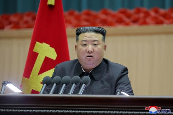 朝鲜金正恩命令军队加快战争准备