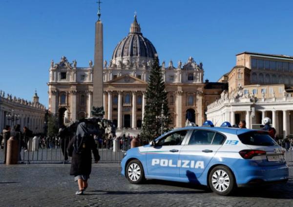 Vatican co<em></em>nvicts priest accused of abuse at papal altar boys' school