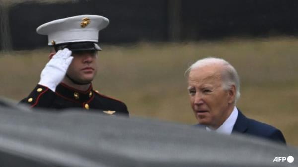 Biden, 81, undergoes annual medical exam 