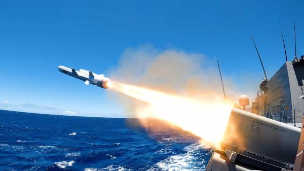 澳大利亚海军司令赞扬海军打击导弹采购
