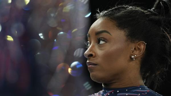 民调显示，除了西蒙·拜尔斯(Simone Biles)之外，美国观众对奥运会的兴趣有所下降