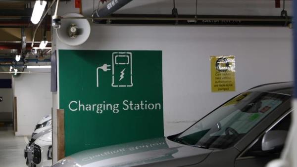 Over 40% increase in EV charging points at HDB car parks since 2023; installation in co<em></em>ndos lagging