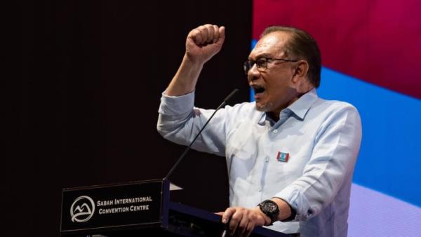 ‘Ask nicely’: Malaysia PM Anwar hits back at government MPs who questio<em></em>ned his remarks on Sabah funding