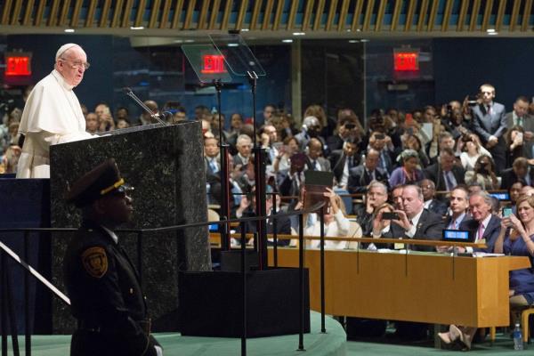 Pope Francis addresses the General Assembly during his visit to UN Headquarters on 25 September 2015. (file)