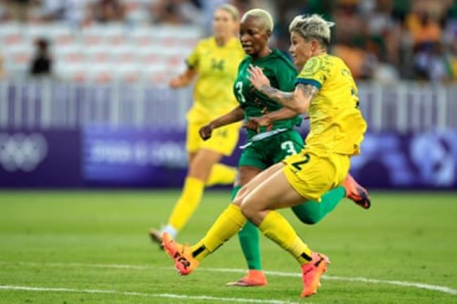 Michelle Heyman fires in the Matildas’ sixth goal to complete a stunning comeback against Zambia at Paris 2024.