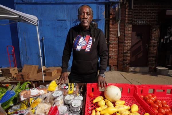 60年前，约翰逊总统为消除饥饿而永久发放食品券，但食品不安全问题仍然很严重