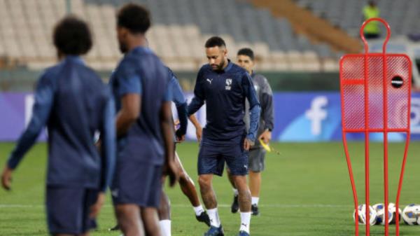 Neymar trains again with Saudi team after long injury lay-off