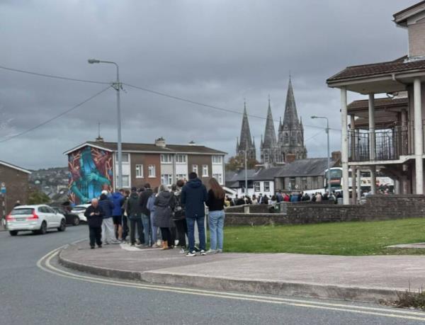 The queue for Lennox’s down 98th Street, around Noonan’s Road and back up towards the lights on Thursday, October 3, 2024.