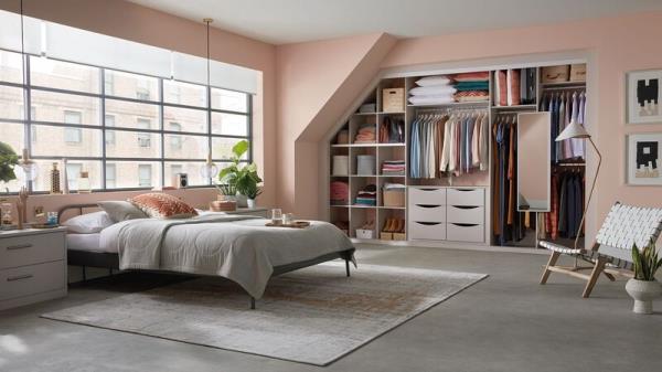 Home: How a seaso<em></em>nal wardrobe flip gives you more space