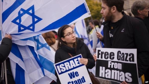 People attend a demo<em></em>nstration in support of Israel to mark the first anniversary of the Hamas attack on Israel, at the Brandenburg Gate in Berlin, Germany, Oct. 6, 2024.