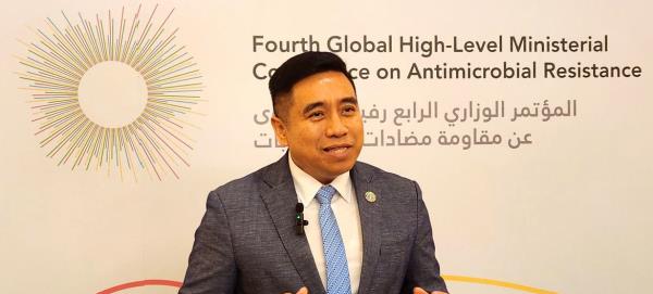 Mr. Thanawat Tiesin , FAO Director of the Animal Production and Health Division, and Chief Veterinarian speaks to UN News at the Fourth Global High-Level Ministerial Co<em></em>nference on AMR.